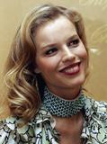 th_97596_Eva_Herzigova_Opens_New_Chopard_Barcelona_Boutique_11.jpg