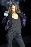 th_39968_Just_Cavalli_Milan_FW_2007-08__0004_122_554lo.jpg