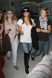 th_03908_celebrity_paradise.com_TheElder_LeaMichele2011_09_30_arrivesatRoissyairportinParis20_122_579lo.jpg