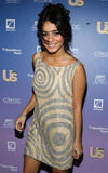 http://img134.imagevenue.com/loc945/th_61169_babayaga_Vanessa_Hudgens_US_Weeklys_Hot_Hollywood_Issue_Celebration_10-21-2008_007_123_945lo.jpg