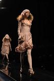 th_26346_md-germainpire.info-fw06-rtw-paris-w-rykiel-002-n53768r_122_994lo.jpg